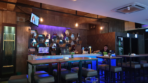 DX Bistro