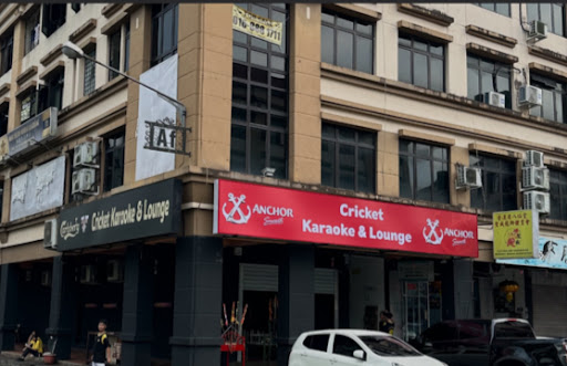 Cricket Karaoke And Lounge