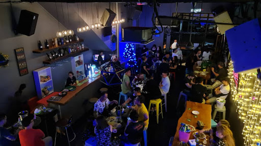 EAGER BISTRO & LOUNGE MIRI