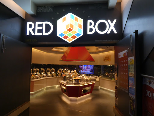 Red Box Karaoke The Curve