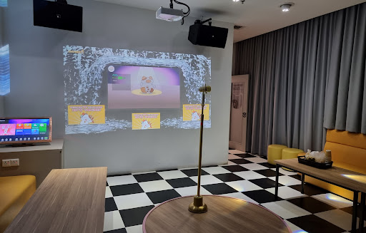 Karaoke Manekineko Paradigm Mall