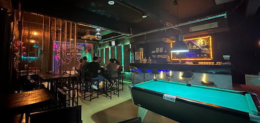 D'REGION 13TH BISTRO&BAR
